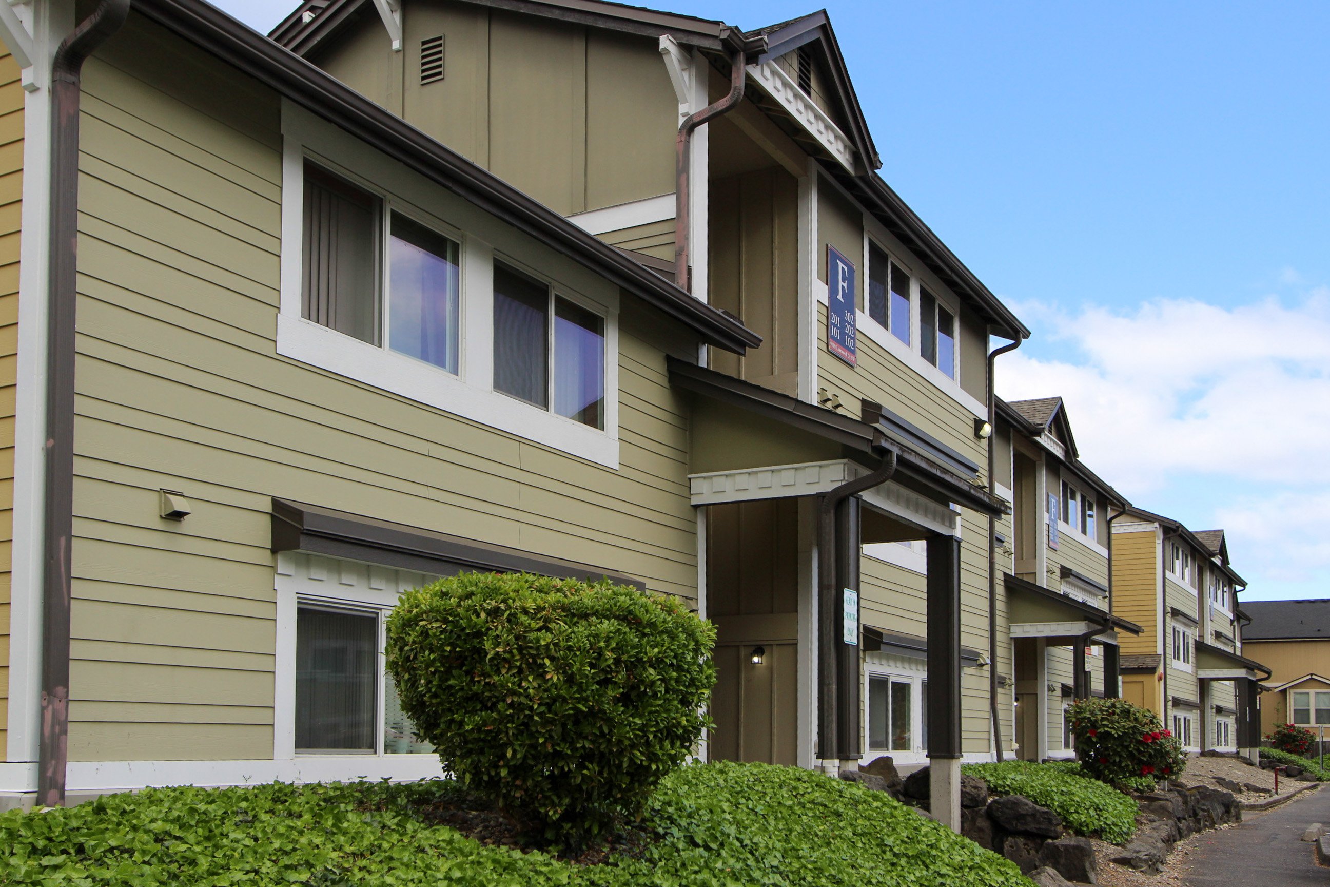 Housing_Pierce_County_Lakewood_Village_EXT_35